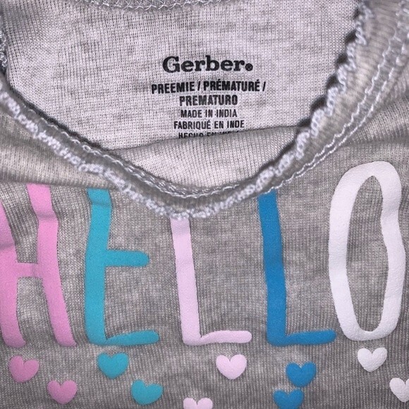 GERBER Onesies set of 2‎ baby girl- size Preemie - Picture 4 of 9